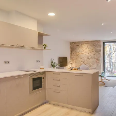 Flateli - Plaça Catalunya 22