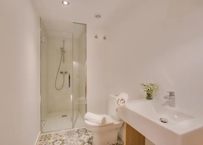 Flateli - Plaça Catalunya 22 Girona