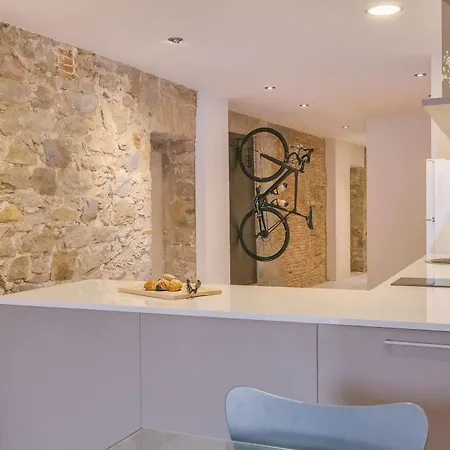 Flateli - Placa Catalunya 22 Girona