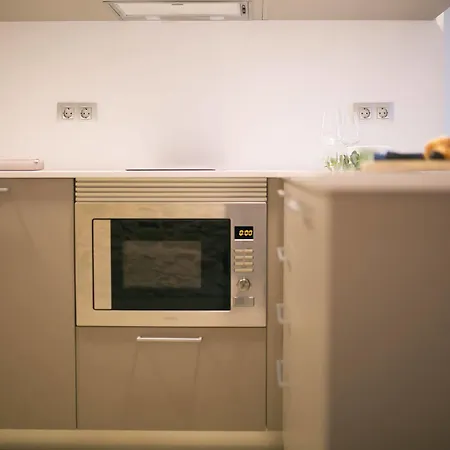 Flateli - Placa Catalunya 22