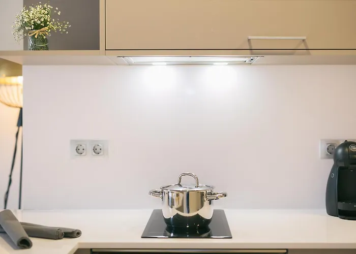 Flateli - Placa Catalunya 22